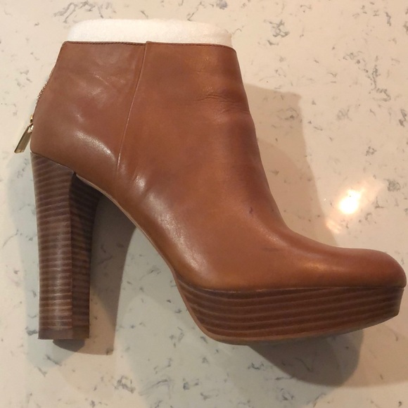 michael kors brown booties